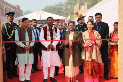 TRIFED का राष्ट्रीय जनजातीय महोत्सव-जनजातीय कारीगरों और शिल्प कौशल को प्रदर्शित करने का एक मंच