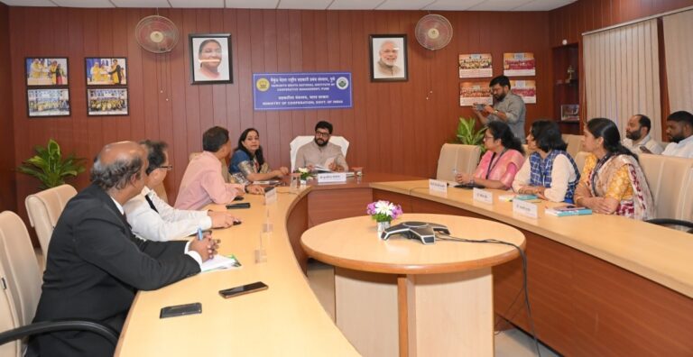 Mohol reviews activities of VAMNICOM; Exhorts to work in line with the vision of PM VAMNICOM