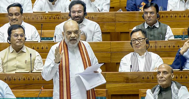 Government refund update showing ₹6,842 crore disbursed to 35.44 lakh Sahara cooperative depositors via CRCS–Sahara Refund Portal.