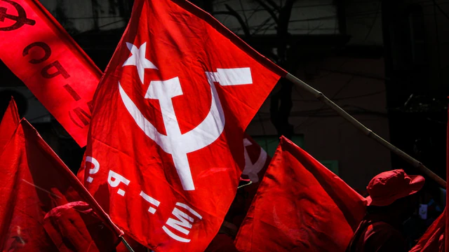 CPI(M) Tells Its Leaders to Clear Cooperative Bank Loan Dues CPI(M) Kottayam Committee Moves Against Leaders Who Defaulted on Cooperative Bank Loans